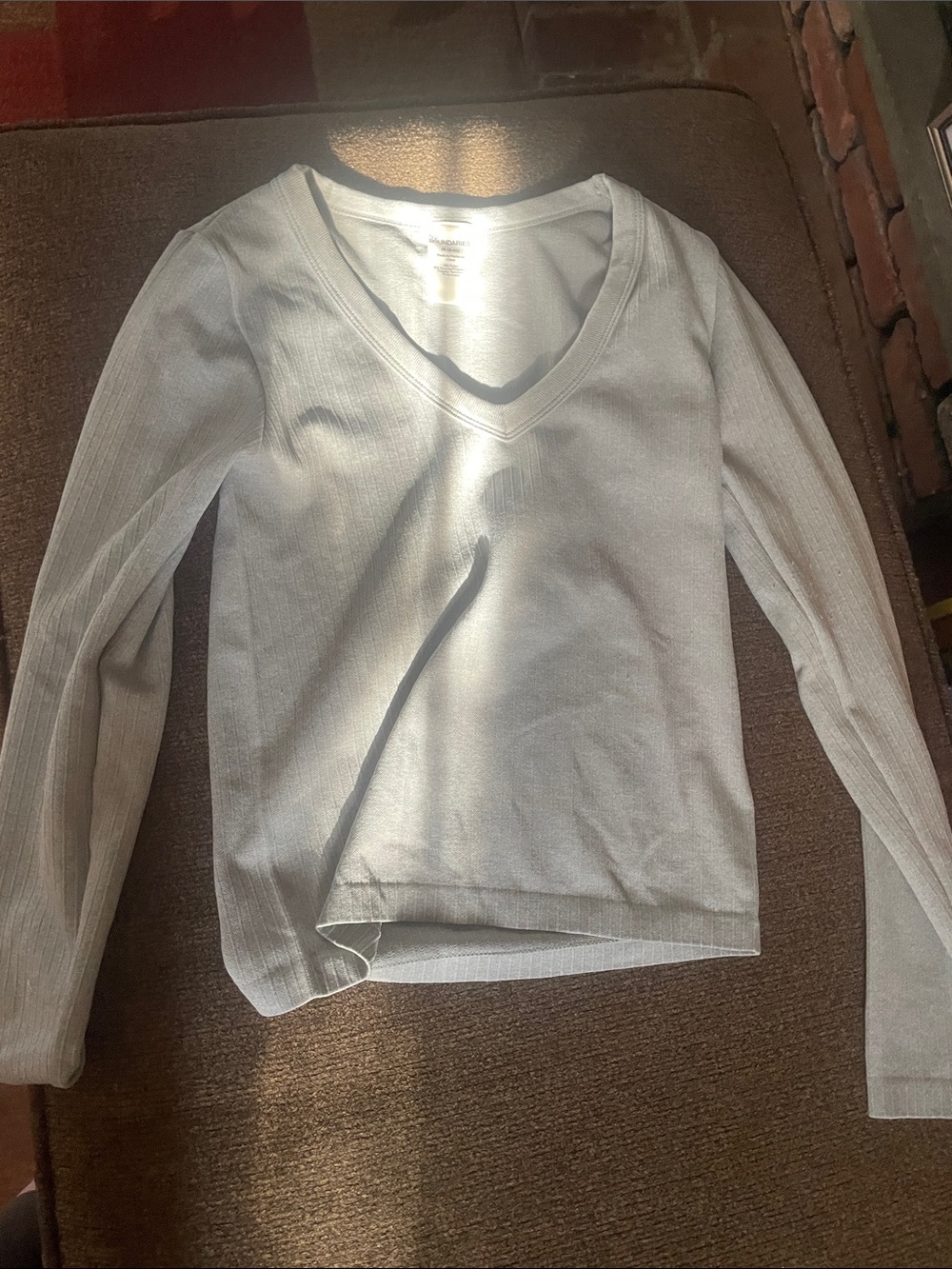 V-neck Lightweight Long Sleeve Top - White